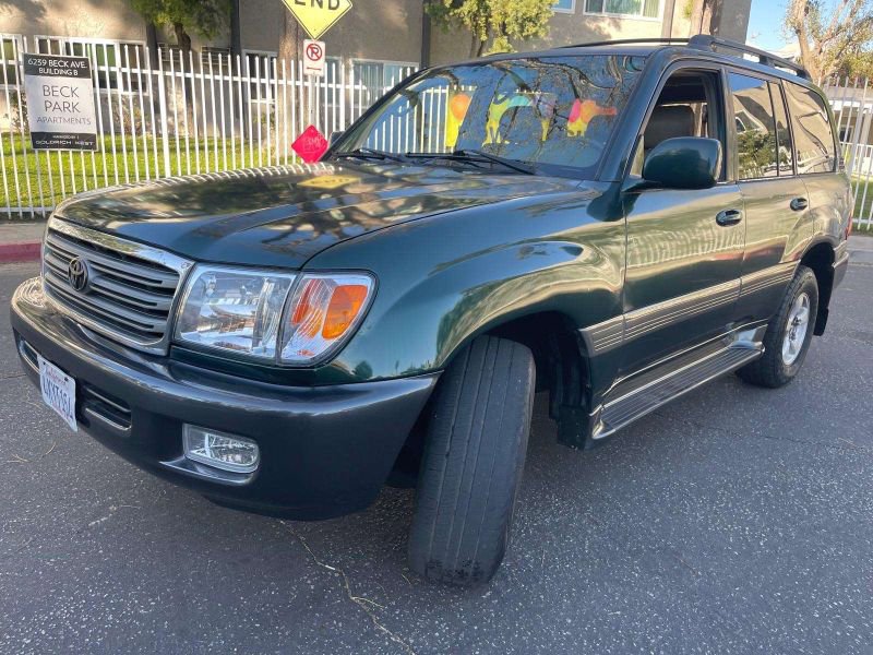 Used 2000 Toyota Land Cruiser image 1
