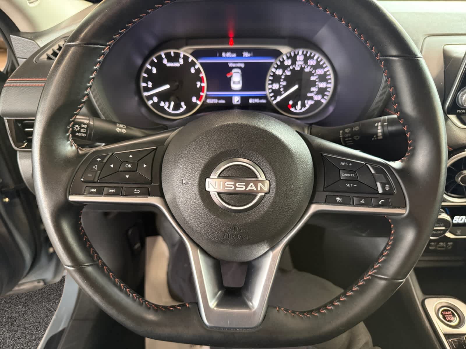 Used 2025 Nissan Sentra SR FWD image 13