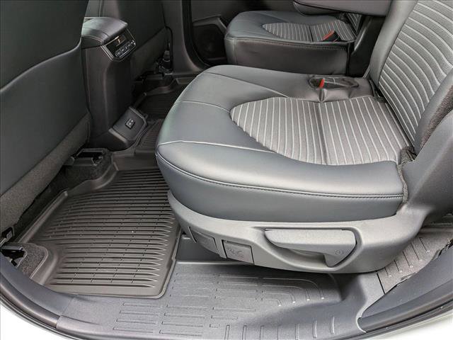 New 2026 Toyota Highlander XSE image 15