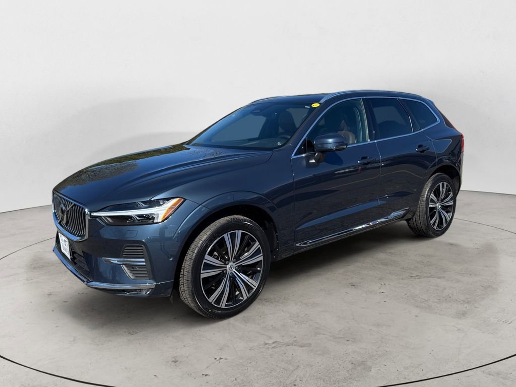 Certified 2023 Volvo XC60 B5 Plus AWD/4WD image 2