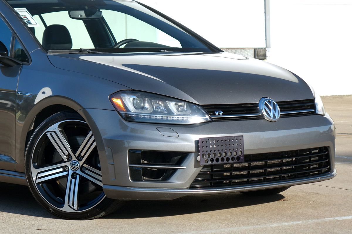 Used 2016 Volkswagen Golf R 4-Door AWD/4WD image 17