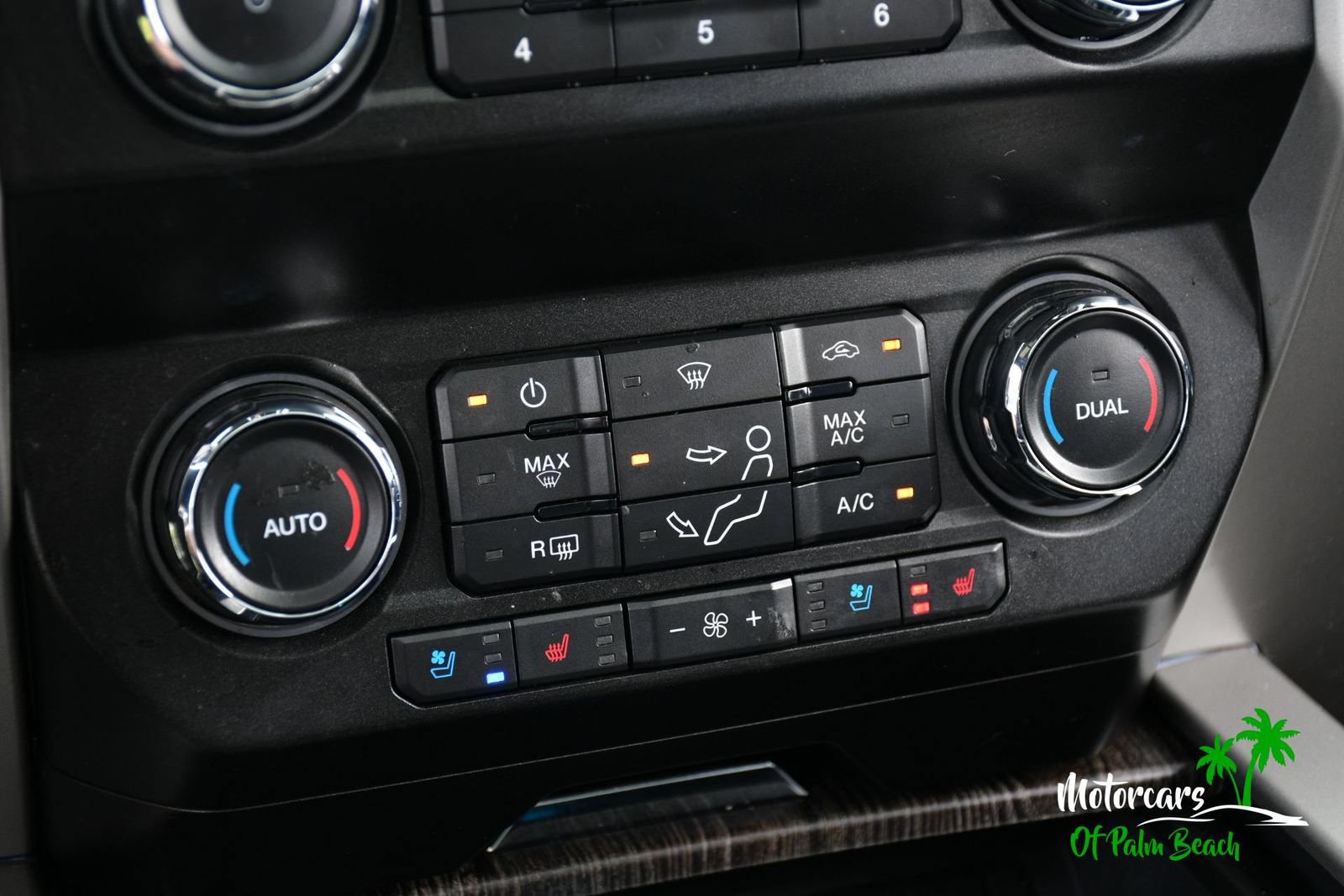 Used 2021 Ford F250 Lariat w/ Lariat Ultimate Package AWD/4WD image 55