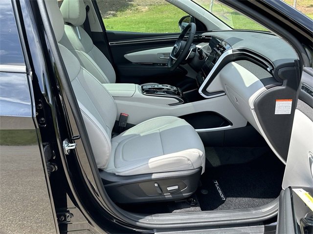 Used 2024 Hyundai Tucson Limited image 15