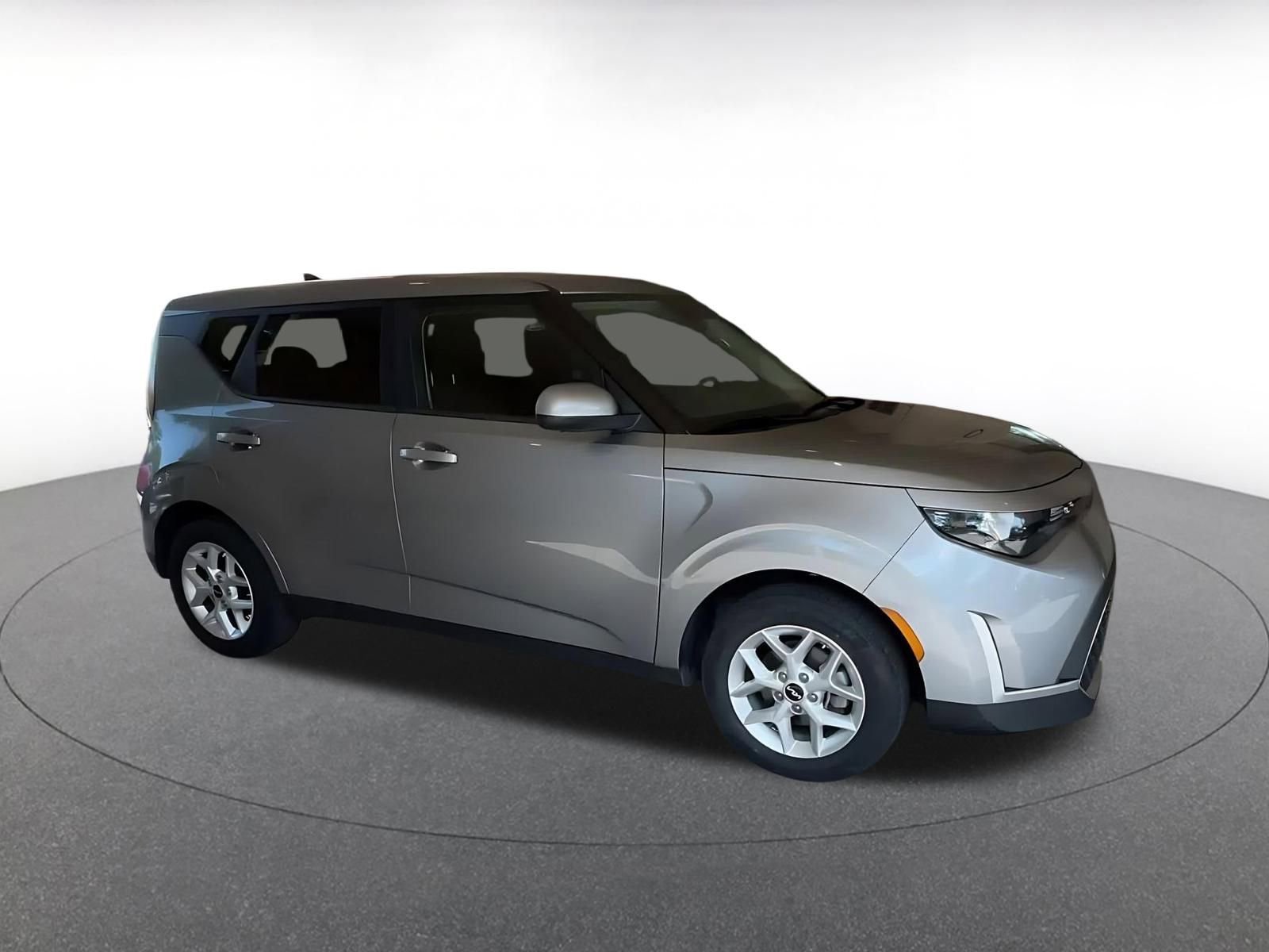 Used 2025 Kia Soul LX w/ LX Technology Package video 2