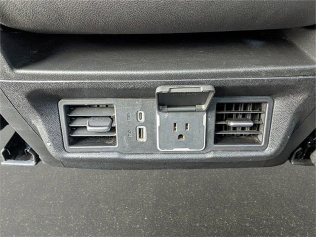 Used 2025 GMC Sierra 1500 SLT image 17