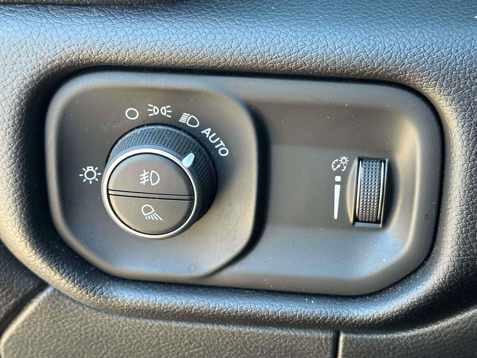 Used 2026 RAM 2500 Big Horn AWD/4WD image 18