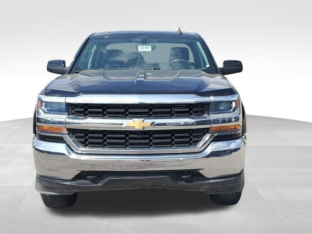 Used 2019 Chevrolet Silverado 1500 LT AWD/4WD image 2
