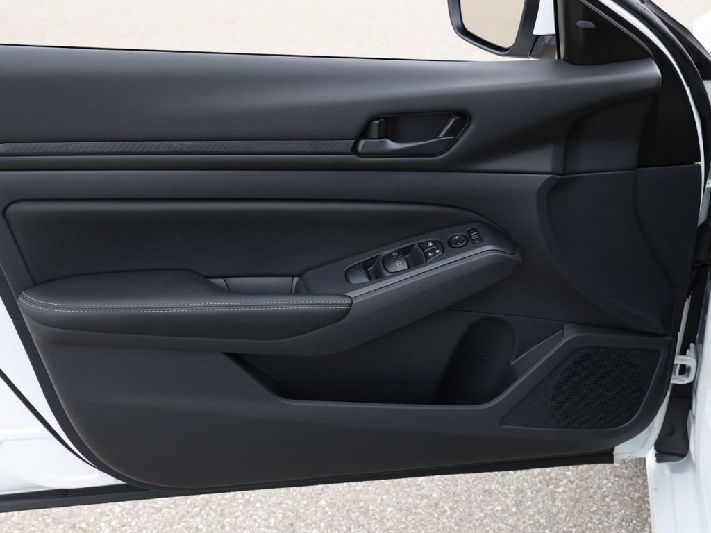 New 2026 Nissan Altima 2.5 SV image 22