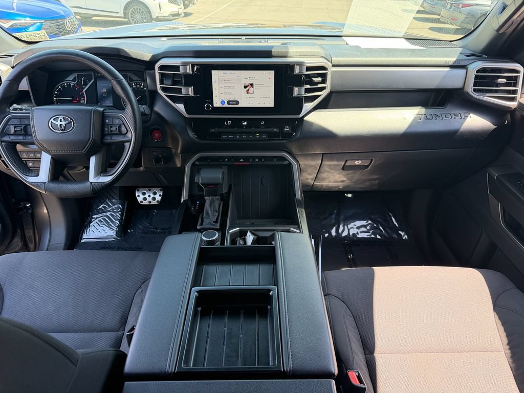 Used 2025 Toyota Tundra SR5 w/ TRD Off-Road Package AWD/4WD image 28
