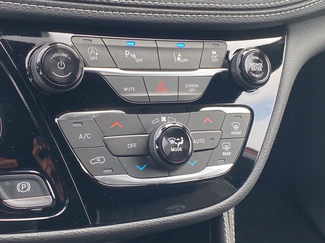 New 2026 Chrysler Pacifica Limited w/ S Appearance Package FWD image 23