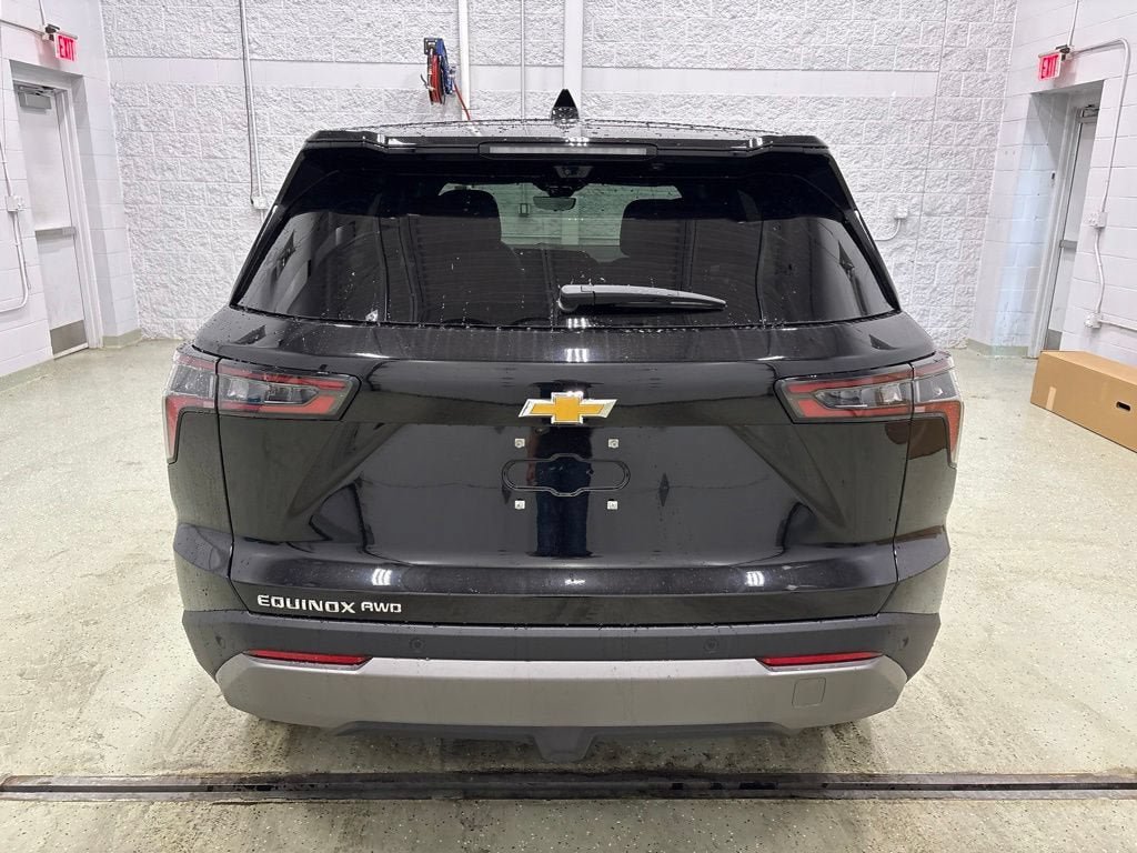 New 2027 Chevrolet Equinox LT w/ Convenience Package II AWD/4WD image 5