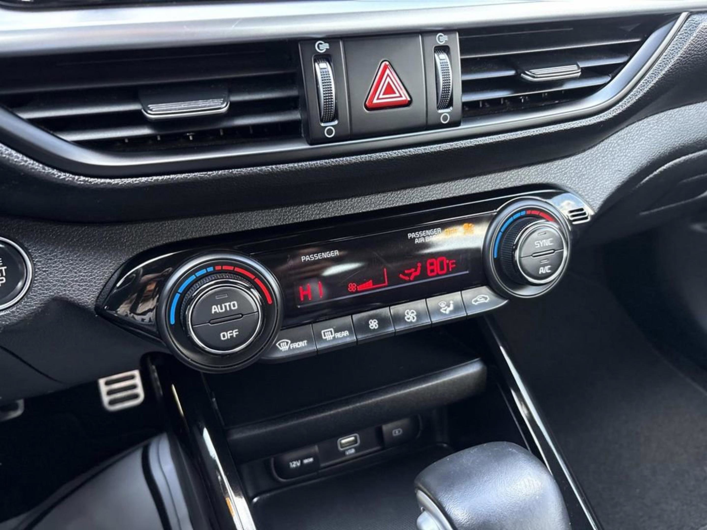 Used 2023 Kia Forte GT-Line w/ GT-Line Technology Package FWD image 37