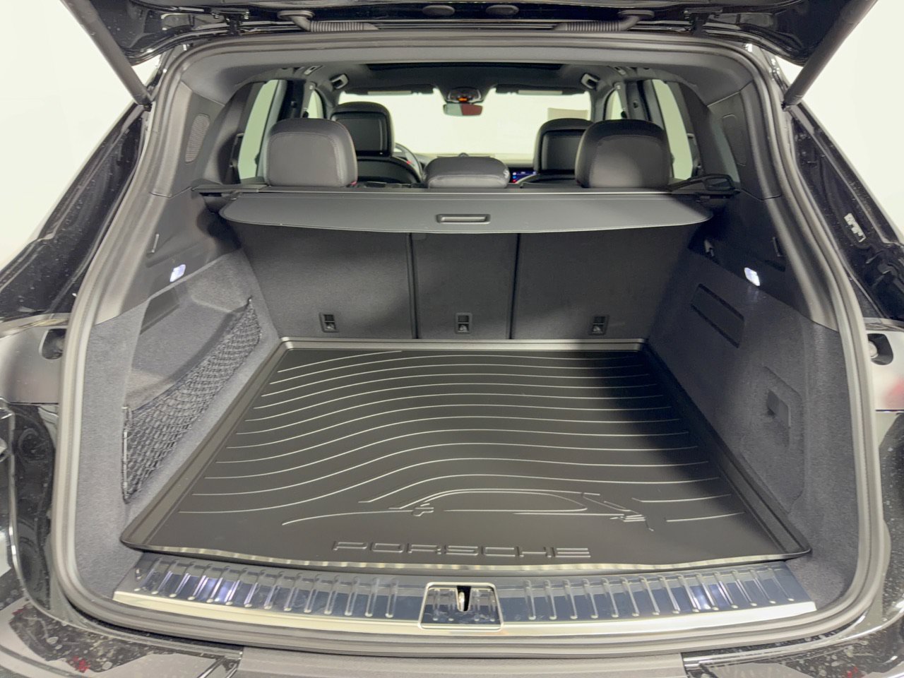 New 2026 Porsche Cayenne S AWD/4WD image 28