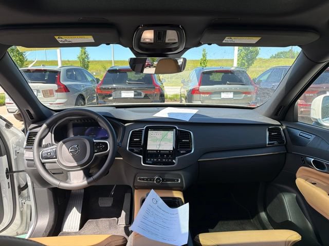 Used 2024 Volvo XC90 T8 Ultimate w/ Protection Package Premier AWD/4WD image 17