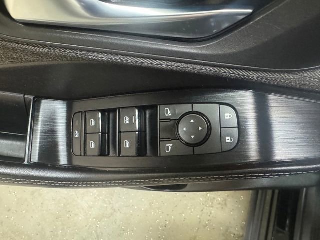 Used 2021 Nissan Rogue SV image 12