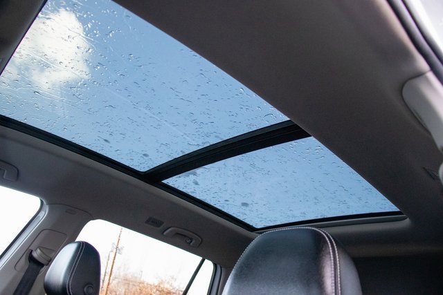 Used 2024 Volkswagen Atlas SE image 37