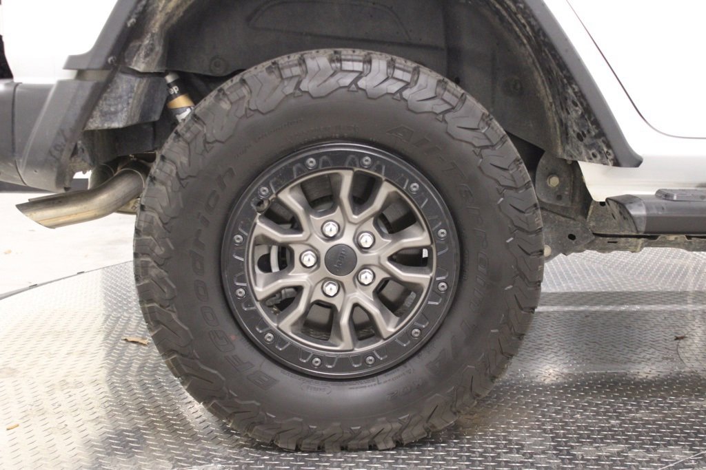 Used 2022 Jeep Wrangler Unlimited Rubicon w/ Trailer Tow Package image 16