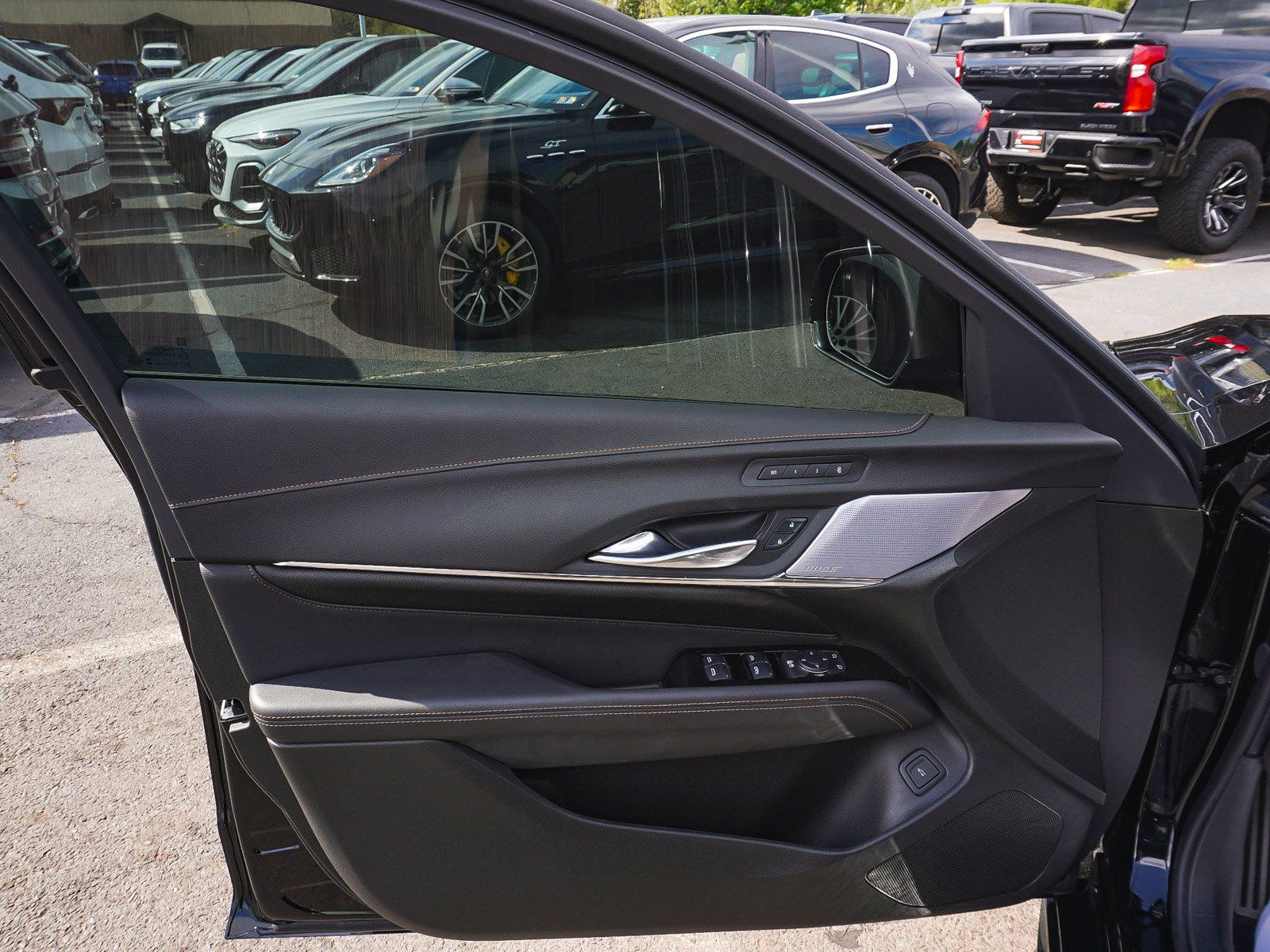 Used 2025 Cadillac CT4 V AWD/4WD image 8