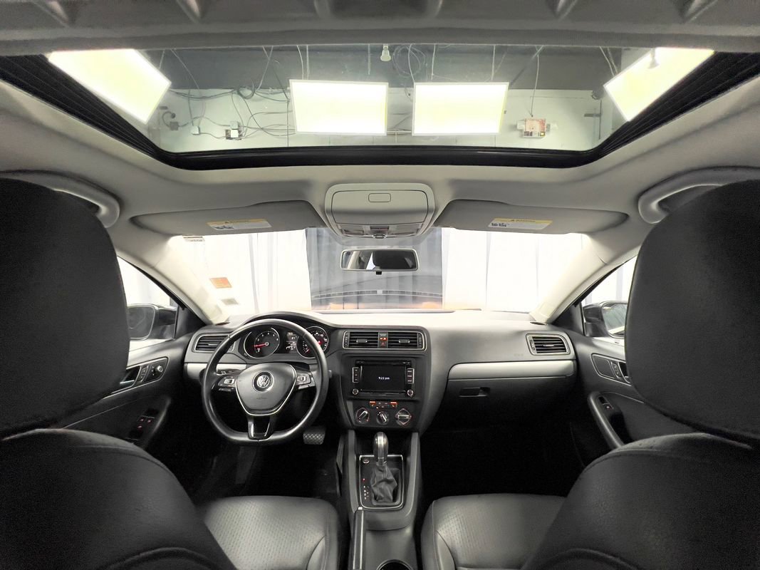 Used 2015 Volkswagen Jetta SE image 19