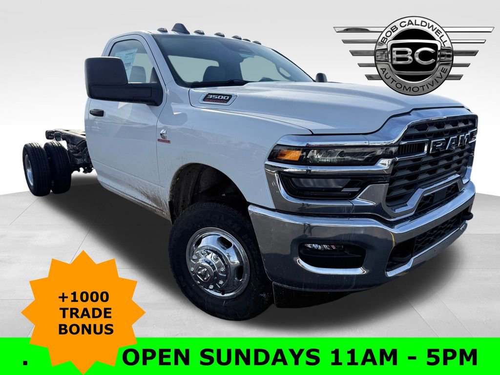 New 2026 RAM 3500 Tradesman w/ Chrome Appearance Group A