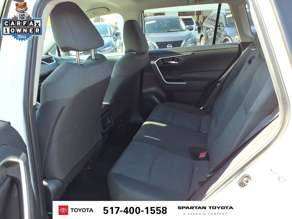 Used 2024 Toyota RAV4 XLE FWD image 12