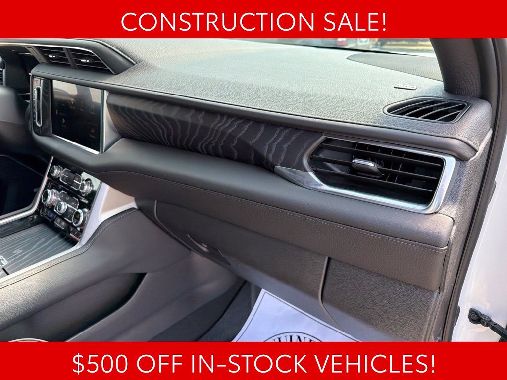Used 2023 GMC Yukon Denali w/ Advanced Technology Package AWD/4WD image 30