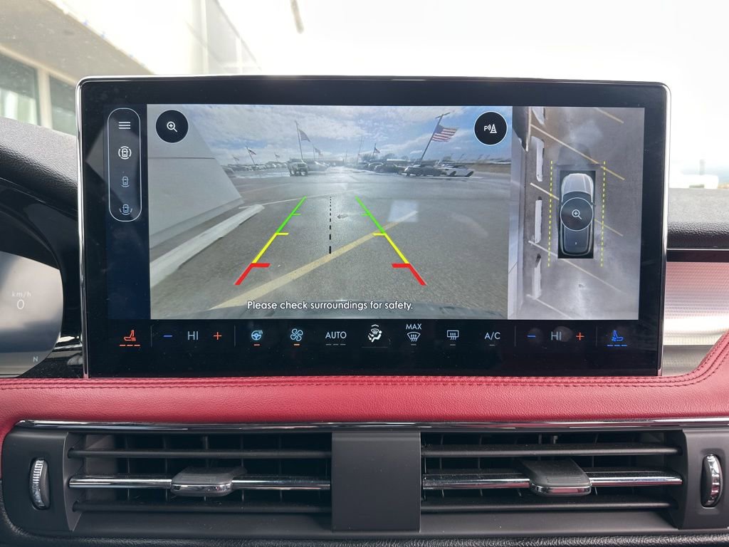 Used 2025 Lincoln Corsair Reserve w/ Jet Appearance Package image 21