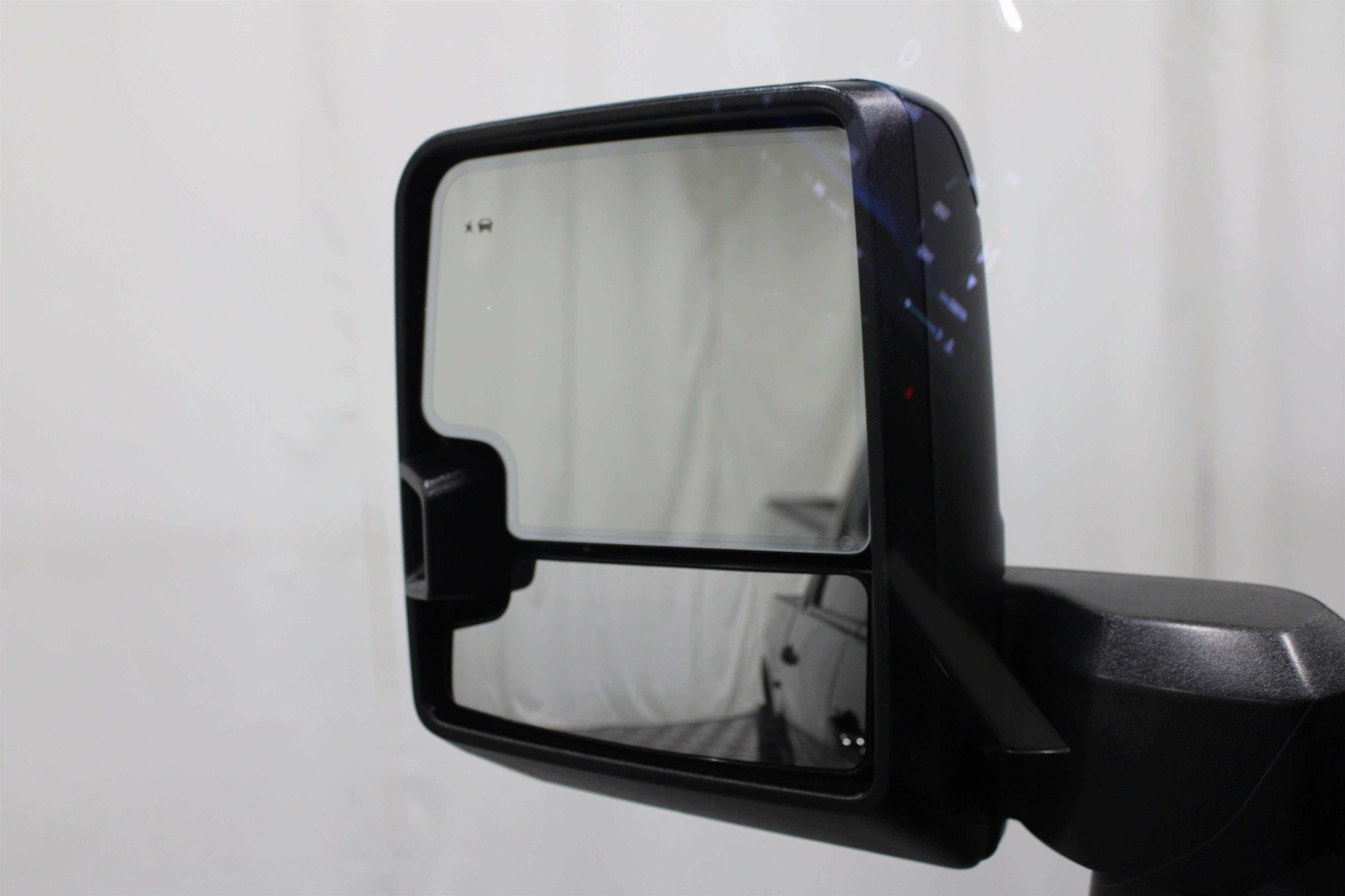 Used 2024 Chevrolet Silverado 2500 High Country w/ High Country Premium Package AWD/4WD image 10