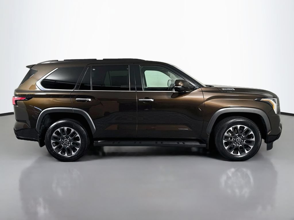 Used 2023 Toyota Sequoia Limited RWD image 4