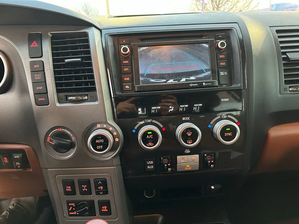 Used 2014 Toyota Sequoia Platinum image 33