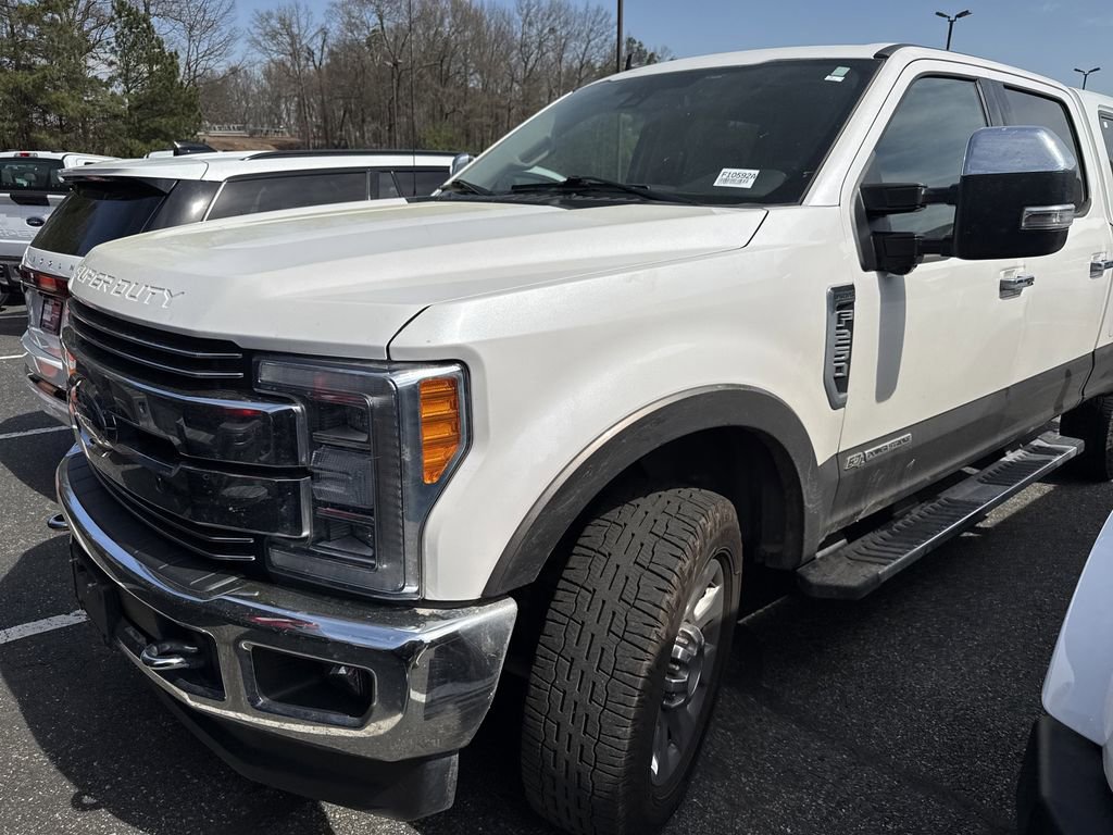Used 2019 Ford F250 Lariat w/ Lariat Ultimate Package image 3