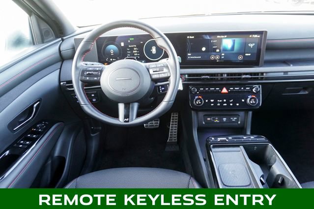 Used 2025 Hyundai Tucson N Line image 10