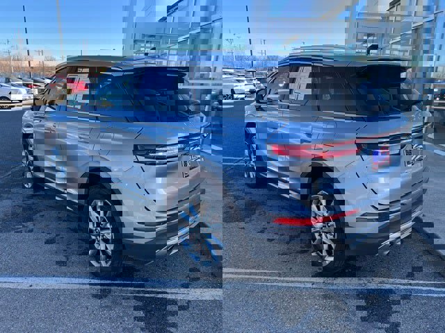 Used 2022 Lincoln Corsair FWD w/ Premium Package image 3