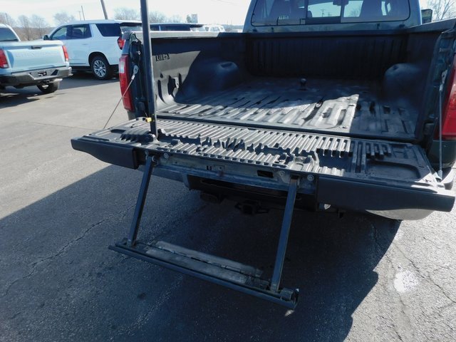 Used 2010 Ford F250 Lariat image 12