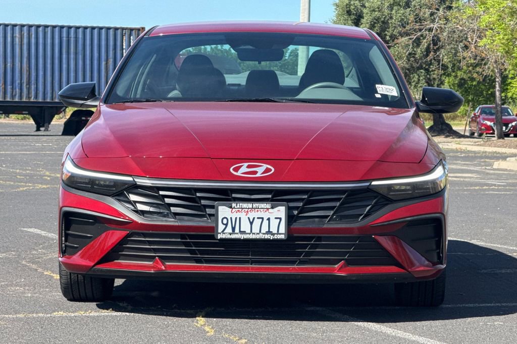 Used 2025 Hyundai Elantra Sport image 6