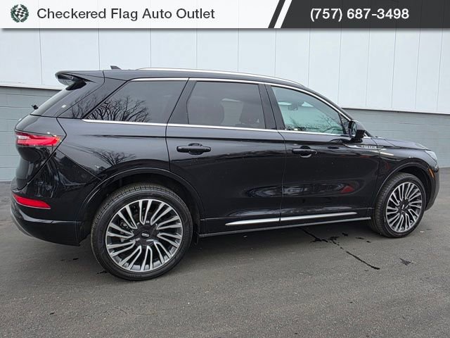 Used 2022 Lincoln Corsair AWD w/ Premium Package image 8