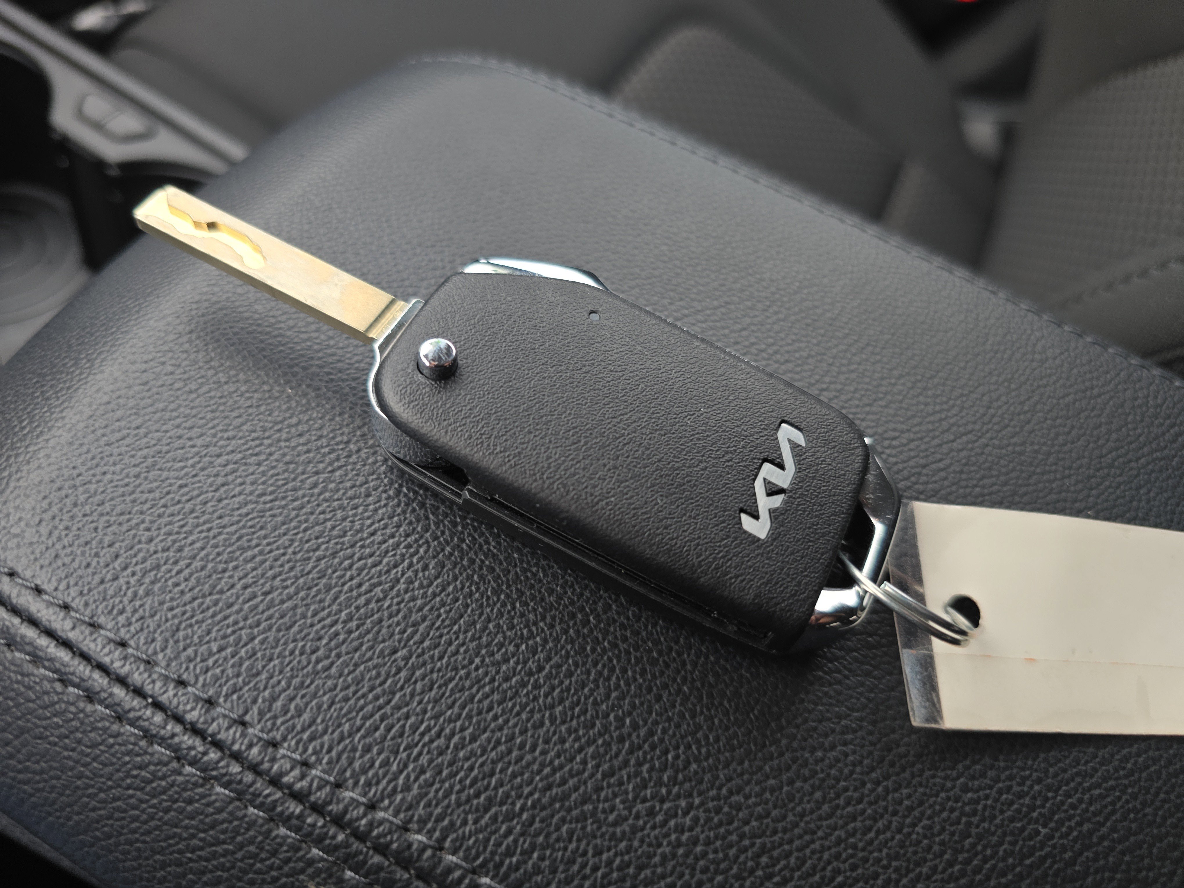 Used 2023 Kia Sportage LX image 32