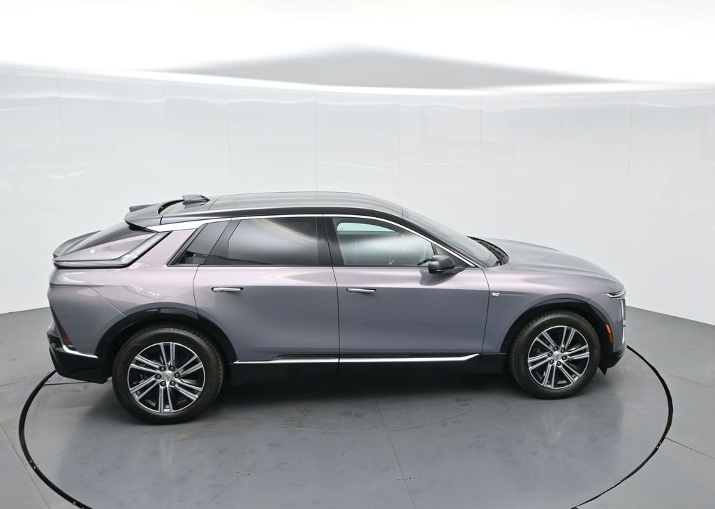 Used 2025 Cadillac Lyriq Luxury image 59