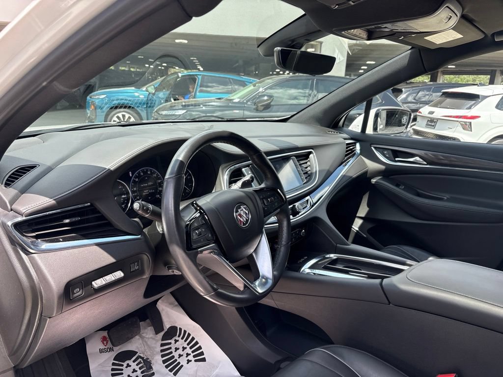 Used 2023 Buick Enclave Avenir w/ Avenir Technology Package FWD image 13