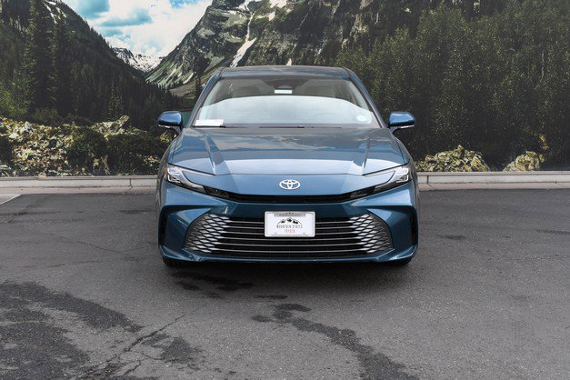 New 2026 Toyota Camry XLE AWD/4WD image 2