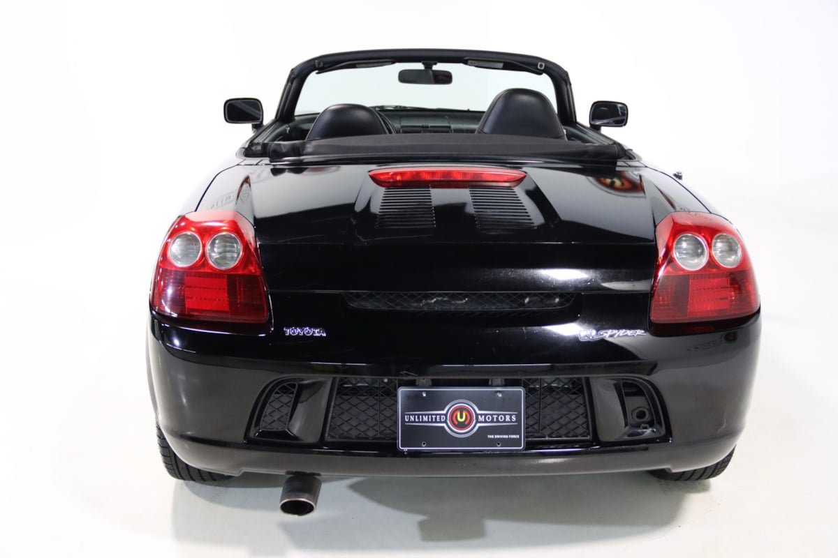 Used 2004 Toyota MR2 RWD image 30
