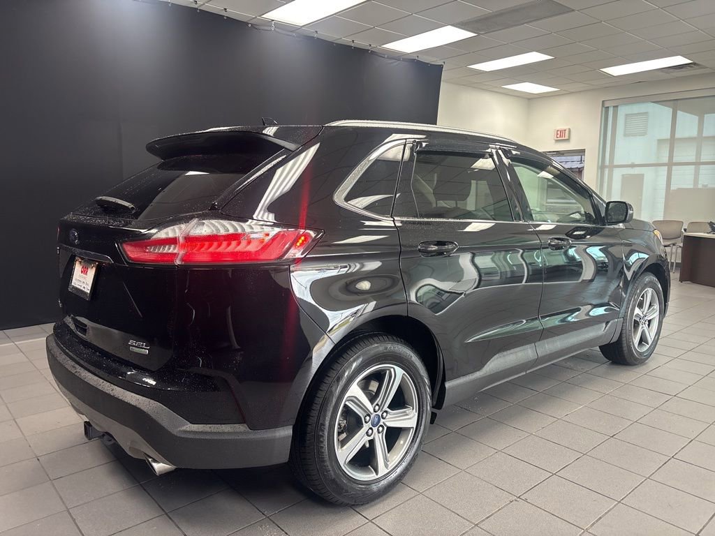 Used 2019 Ford Edge SEL w/ Equipment Group 201A FWD image 22