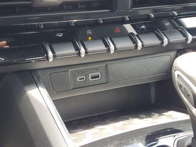 New 2026 GMC Canyon Elevation w/ Convenience Package RWD image 27