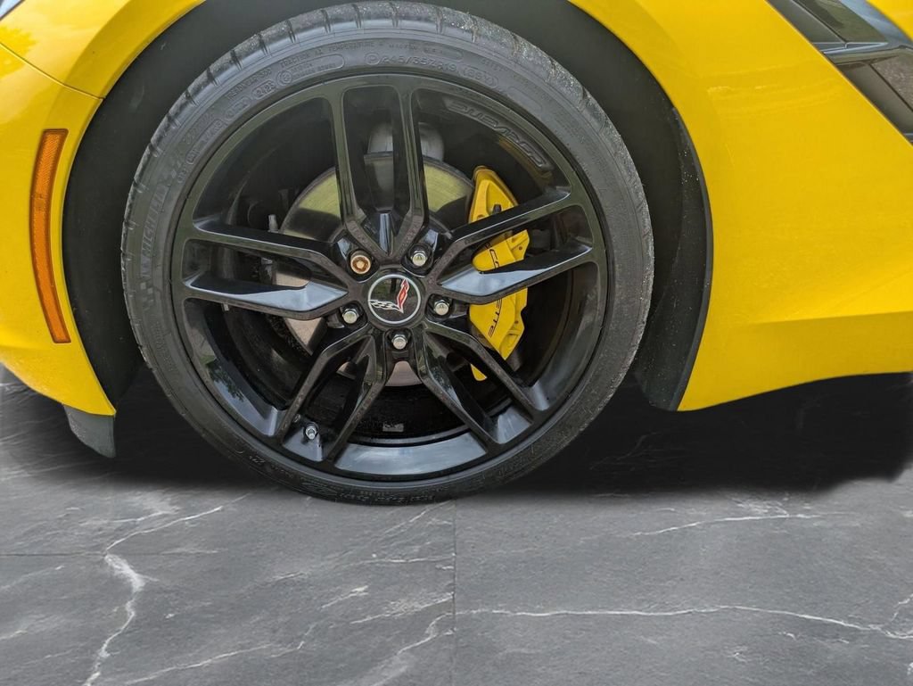 Used 2015 Chevrolet Corvette Stingray Coupe w/ ZF1 Appearance Package RWD image 32