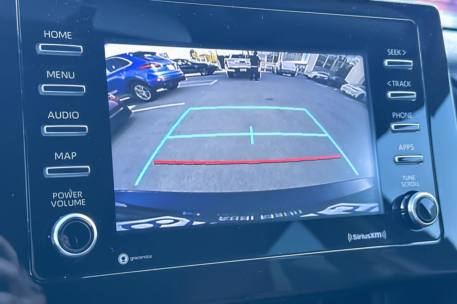 Used 2021 Toyota Camry SE image 17