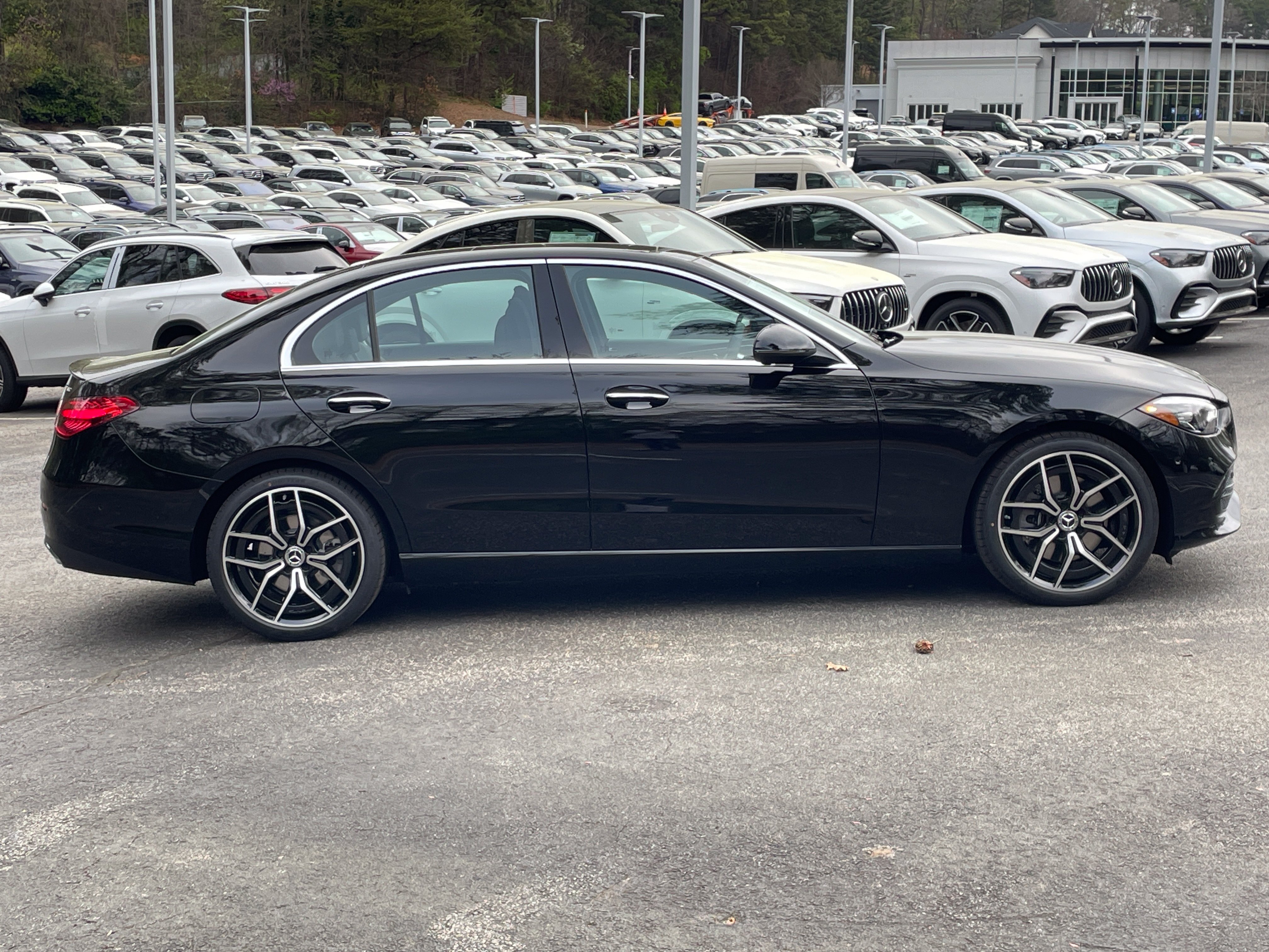 New 2026 Mercedes-Benz C 300 4MATIC Sedan image 4