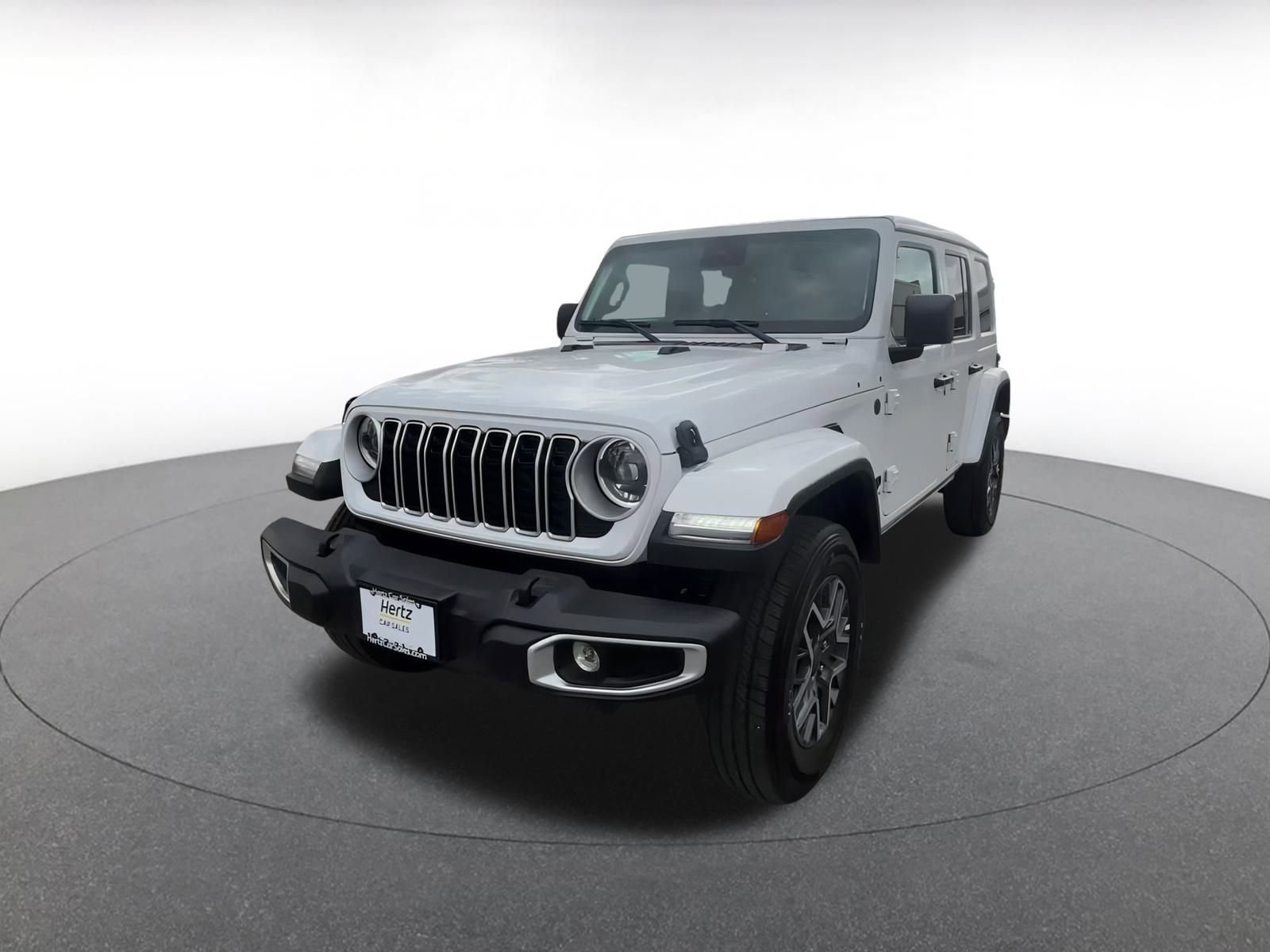 Used 2025 Jeep Wrangler Sahara image 7
