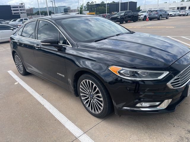 Used 2018 Ford Fusion Titanium FWD image 3