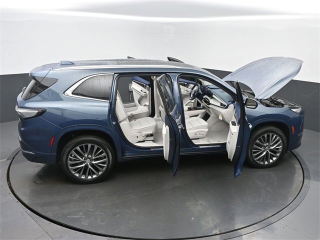 Certified 2025 Buick Enclave Avenir image 65