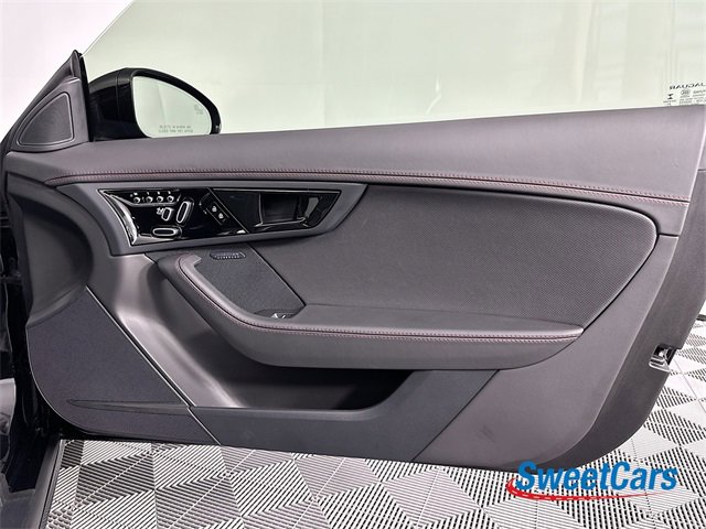 Used 2022 Jaguar F-TYPE R-Dynamic image 36